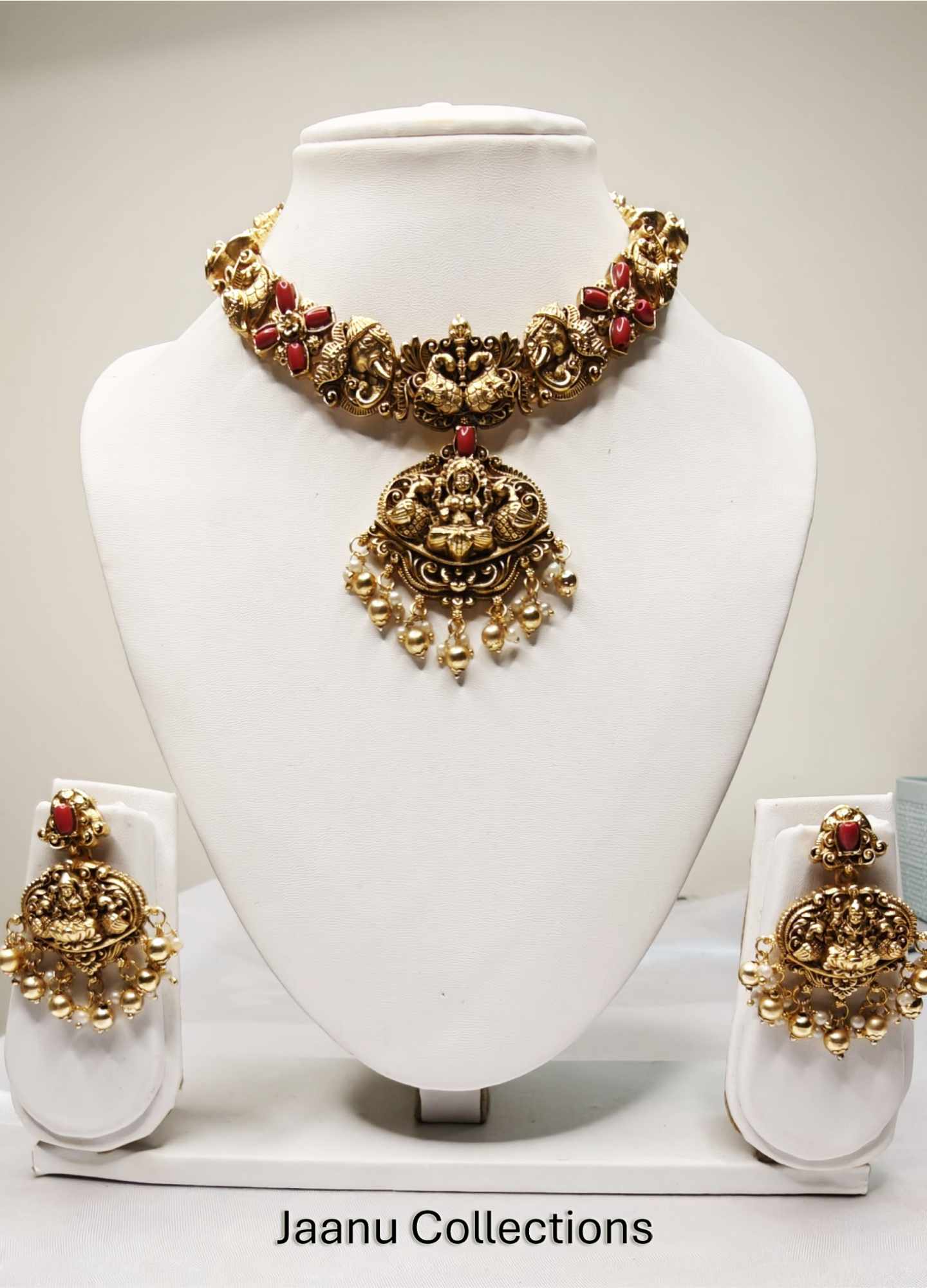 Jaanu Collections_Jewellery Collection_Coral Nakshi Necklace With Earrings